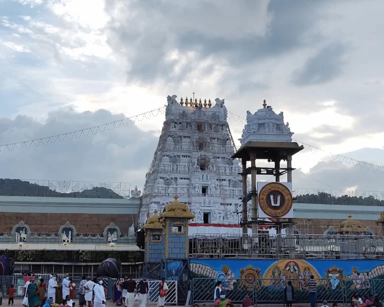 What are the best Tirupati tour packages from Chennai?