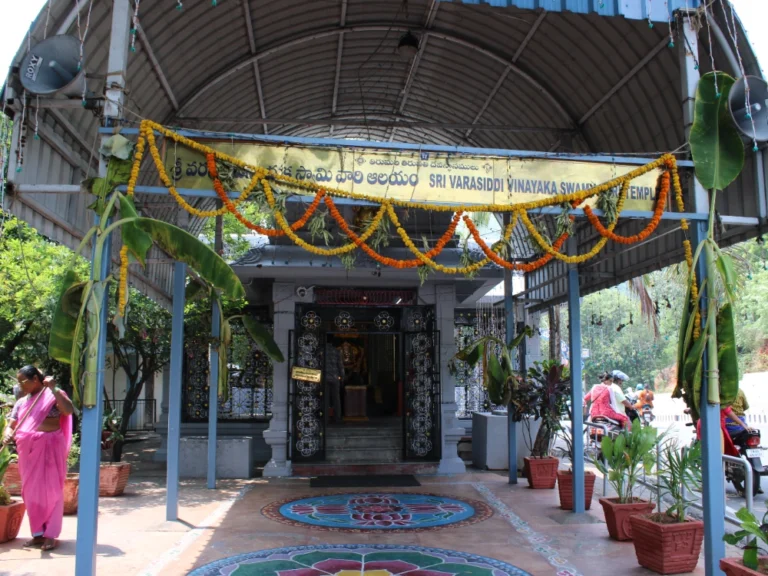 varasiddhi-vinayagar-vari-temple