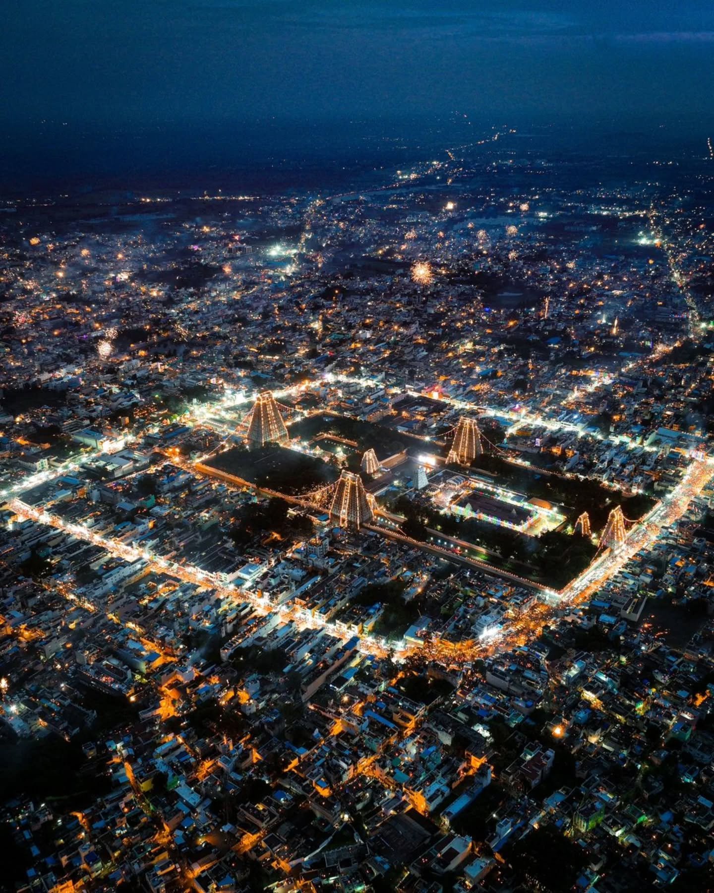 Tiruvannamalai Police Crowd Control